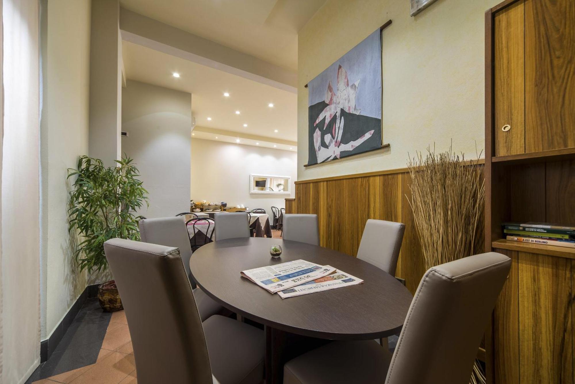 Hotel Est Пйомбіно Екстер'єр фото
